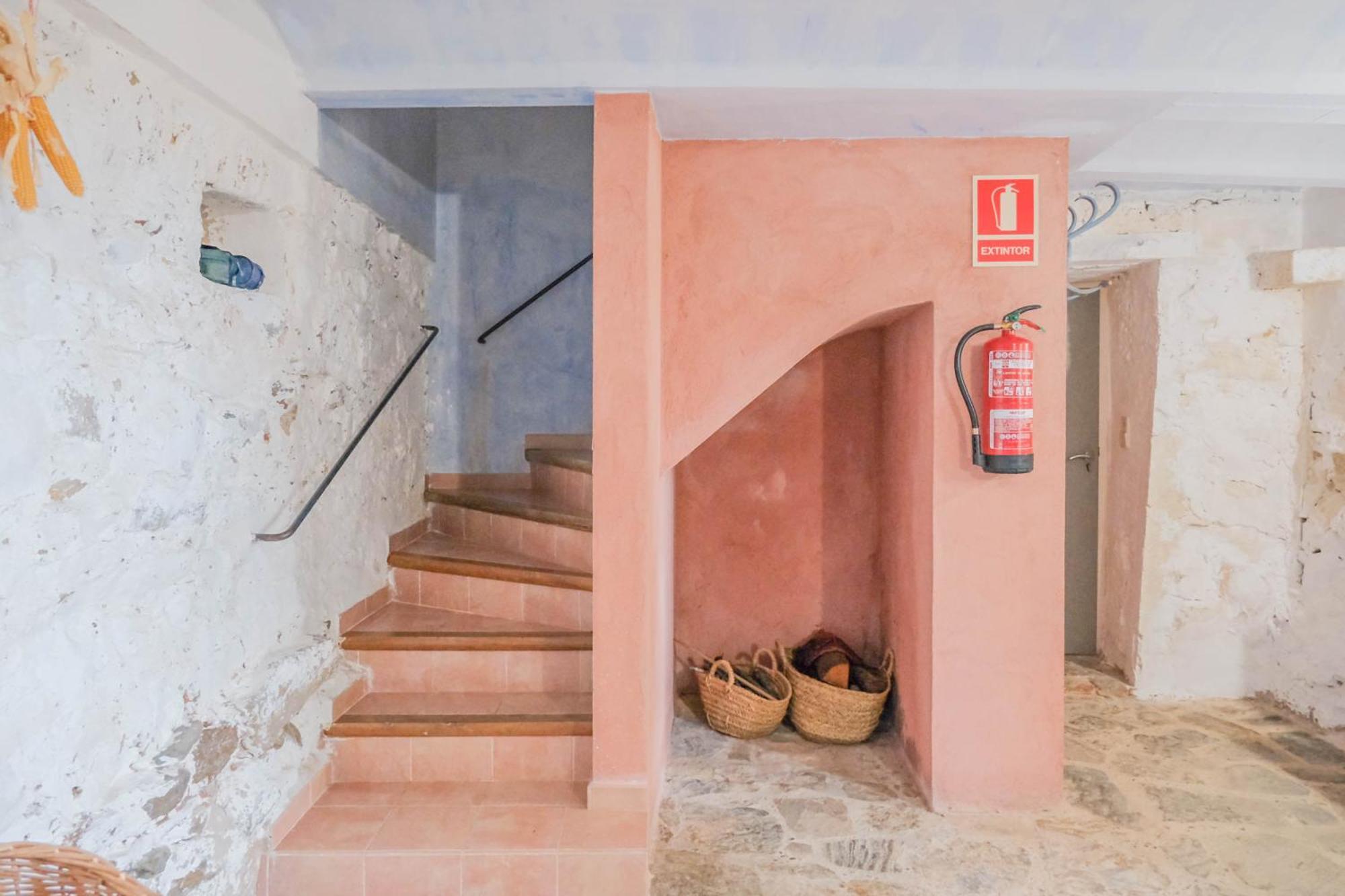 Villa Rectoria De Castellar à La Vall de Bianya Extérieur photo