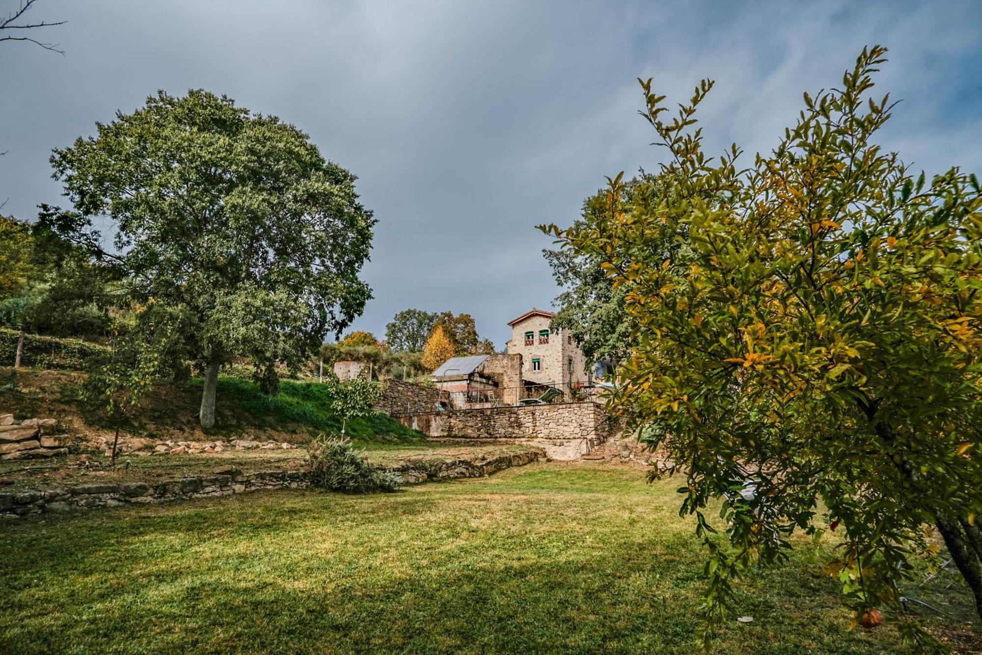 Villa Rectoria De Castellar à La Vall de Bianya Extérieur photo