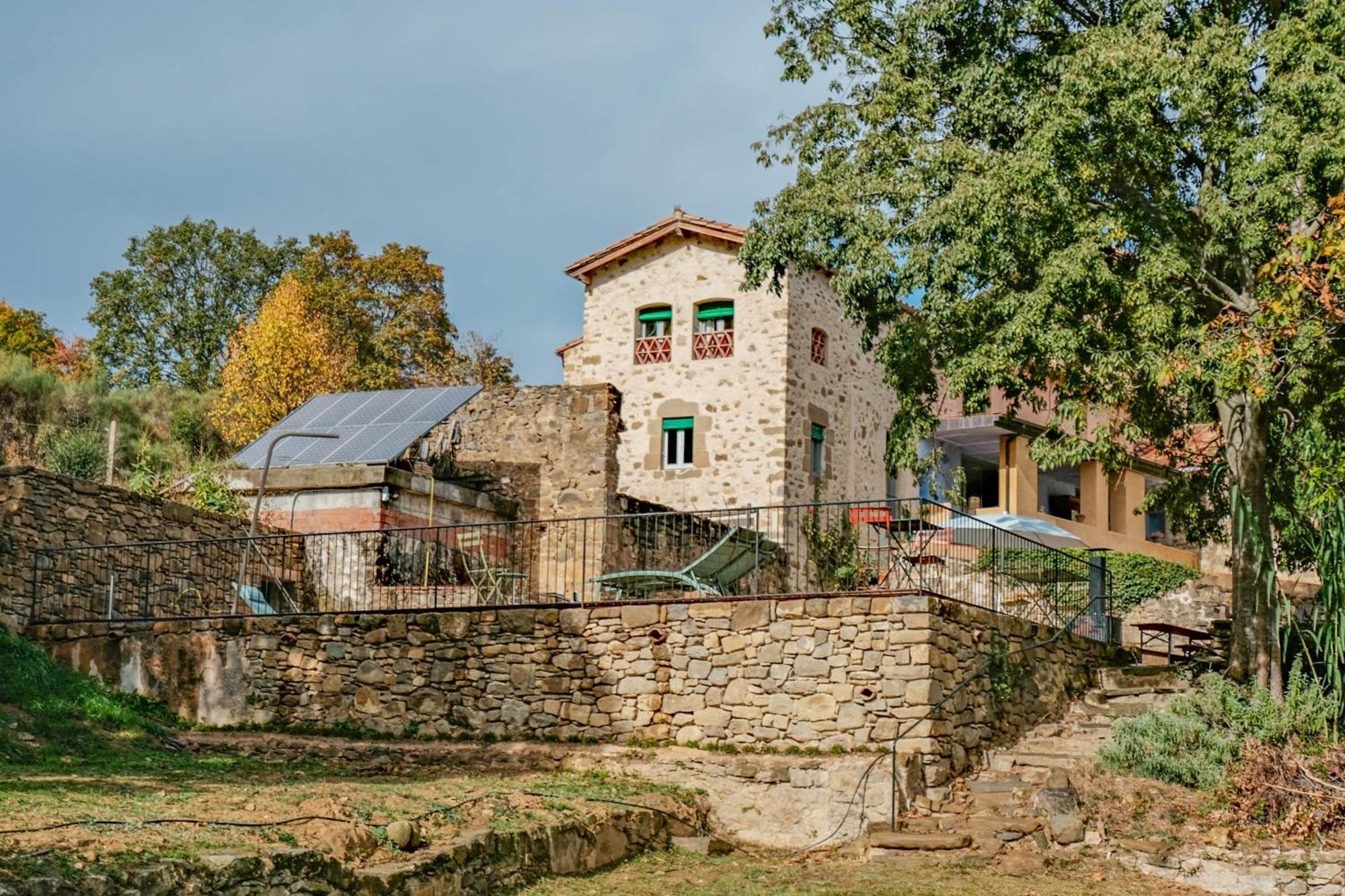 Villa Rectoria De Castellar à La Vall de Bianya Extérieur photo